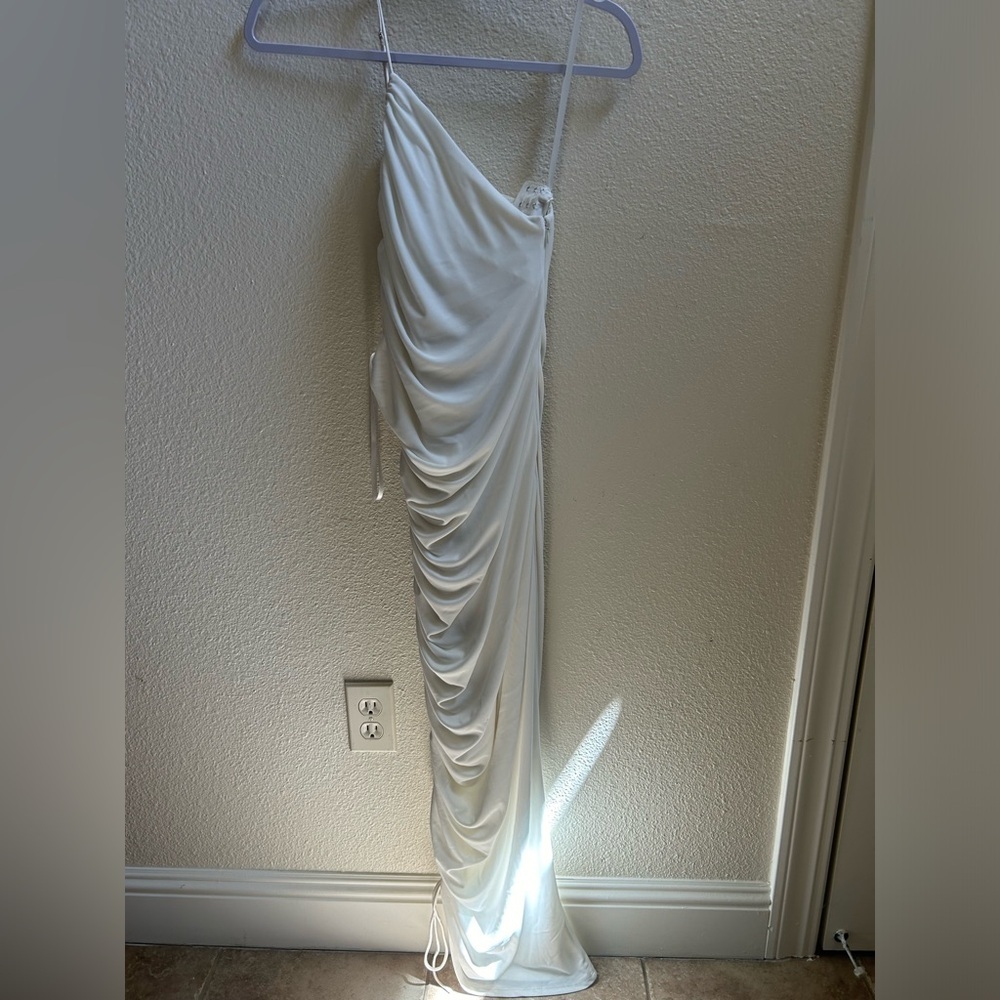 NWOT Cinq à Sept Ivory One-Shoulder Ruched Dress Size 6 - Picture 4 of 5